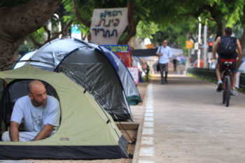 Protests in Israel broaden and focus on the shortage of affordable housing in the country, with mass demonstrations and tent cities popping up in Tel Aviv and elsewhere. (Avi Ohayon/GPO/Flash90 )