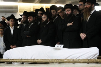 Hundreds attending the funeral of 27-year-old Mira Scharf who was killed when a grad rocket shot from Gaza hit an apartment building in the southern Israeli town of Kiryat Malachi, Nov. 15, 2012. (Miriam Alster/Flash90)