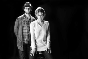 The folk-pop duo Wellspring features the Modern Orthodox performer Dov Rosenblatt and his non-Orthodox band mate Talia Osteen. (Courtesy The Wellspring)