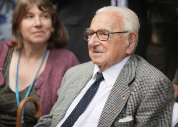 Nicholas Winton at a London event honoring him in September 2009. (Peter Maciarmid/Getty Images) 