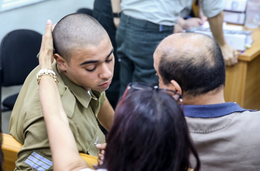 Elior Azaria arriving to Jaffa Military Court, June 1, 2016. (Flash90)