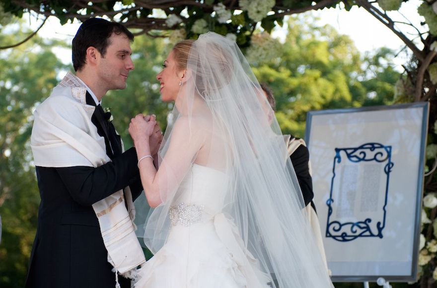 Marc Mezvinsky and Chelsea Clinton combined Jewish and Methodist traditions during their wedding ceremony on July 31, 2010. (Genevieve de Manio)