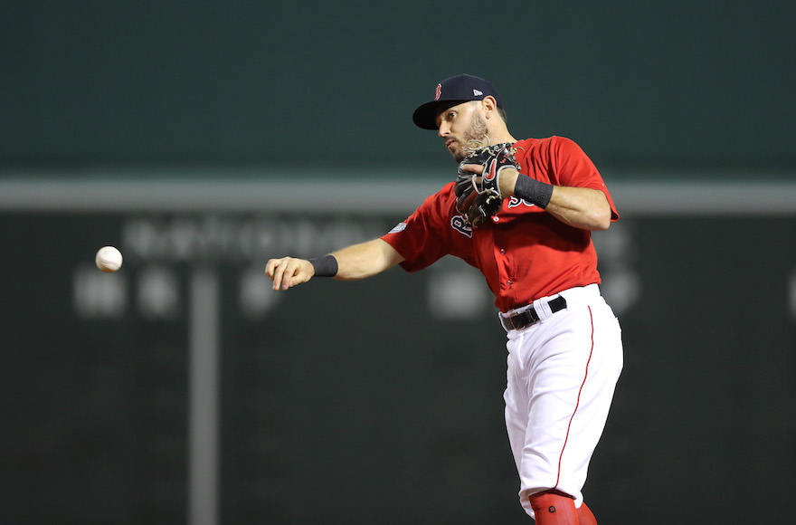 Ian Kinsler wears Team Israel jersey to throw out first pitch at