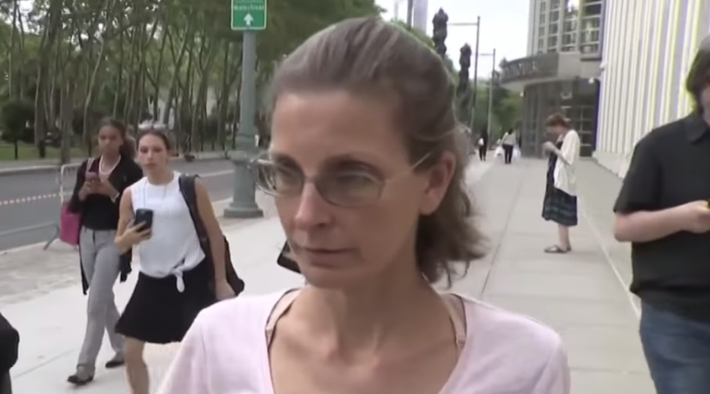 Seagram Heiress Clare Bronfman Sentenced To More Than 6 Years In Prison For Involvement In Sex 4068