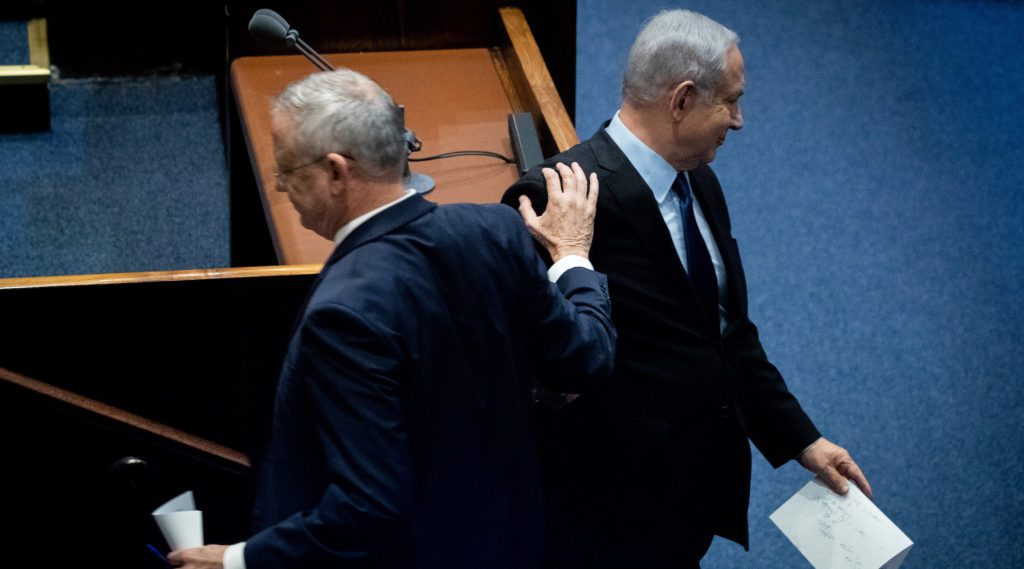 Netanyahu And Gantz Sign Agreement For 'national Emergency Government ...