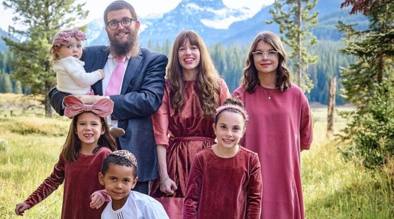 An Orthodox Jewish multiracial family in Montana wants to break taboos ...