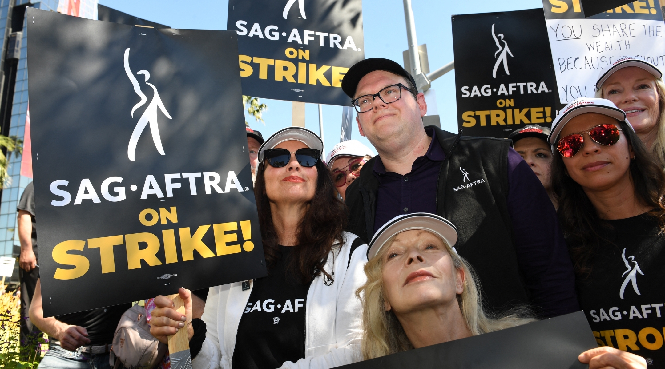 SAG strike puts its brash Jewish president, Fran Drescher, squarely in