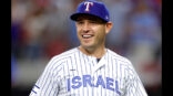 Ian Kinsler wears Team Israel jersey to throw out first pitch at