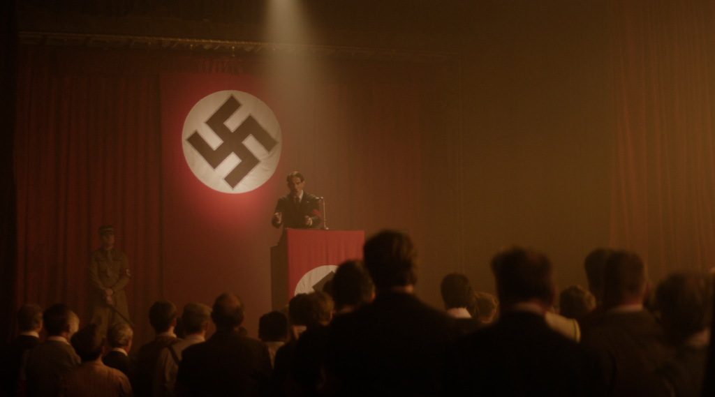 Netflixs „Hitler und die Nazis: Das Böse vor Gericht“ zielt darauf ab, den Holocaust einer jüngeren Generation nahezubringen