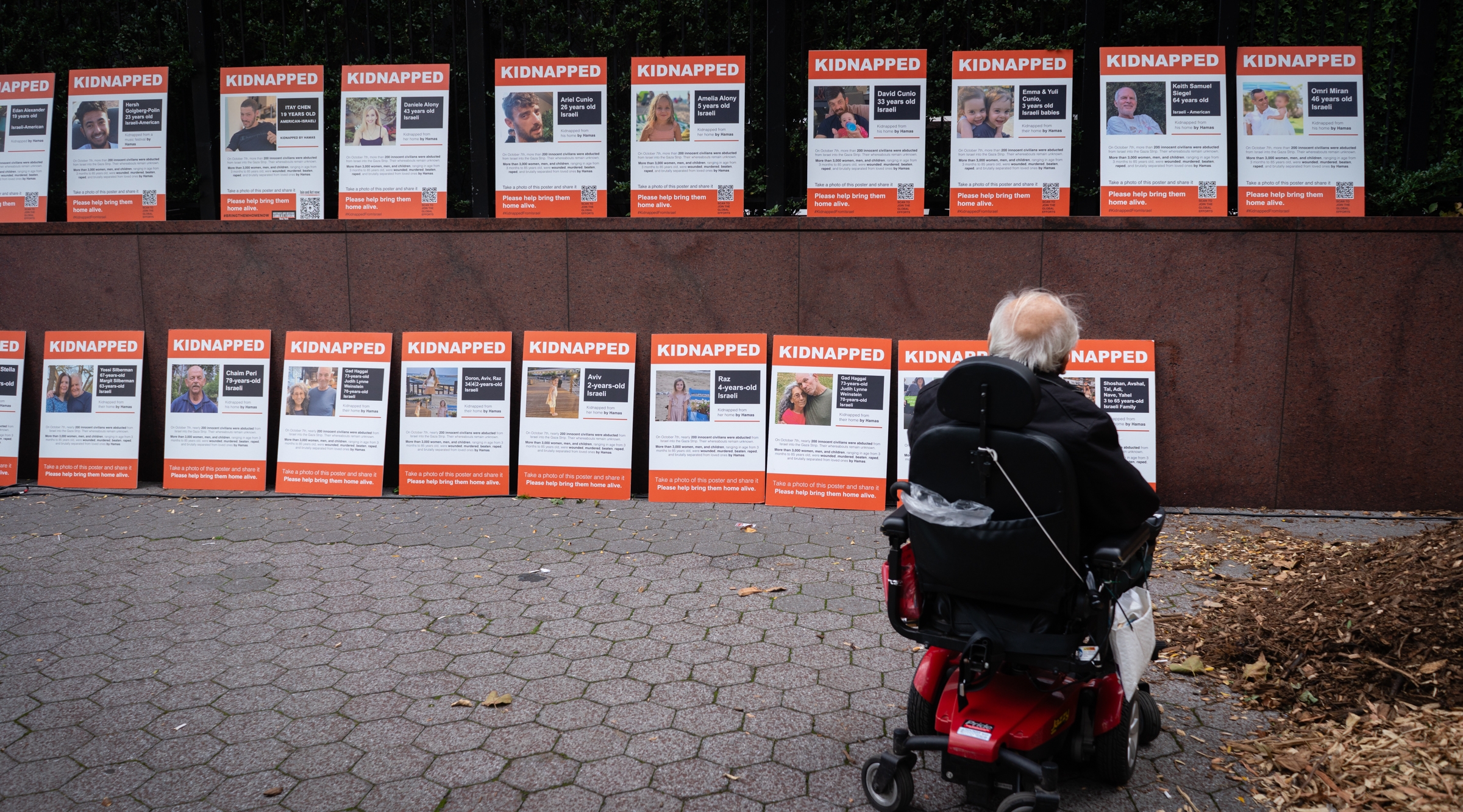 A hostage display near the United Nations in midtown Manhattan, Oct. 24, 2023. (Luke Tress)