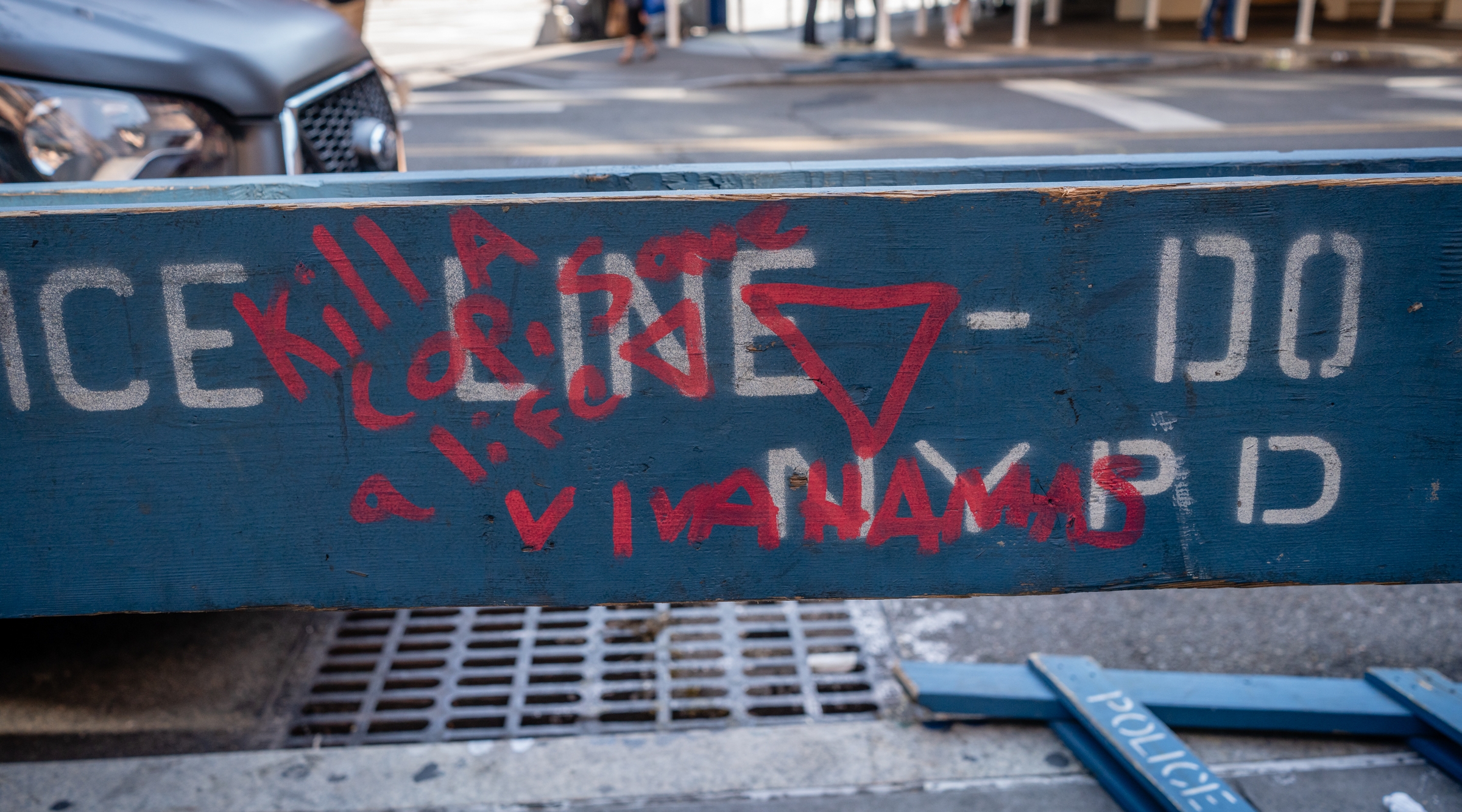 Graffiti reading "Kill a copy, safe a life," and "Viva Hamas," accompanied by the inverted triangle, a Hamas symbol, near Union Square, Sept. 12, 2024. (Luke Tress)